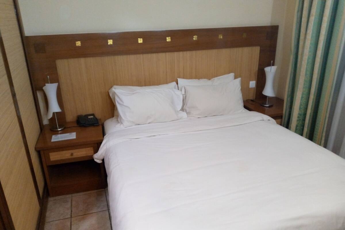 Egyptian cotton sheets, premium bedding, down duvets