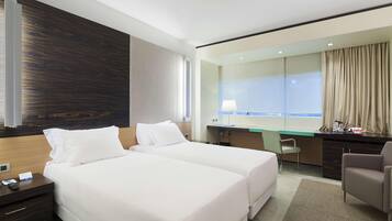 SÀngtillbehör av högsta kvalitet, duntÀcken och minibar