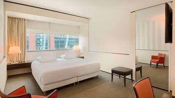 Biancheria da letto di alta qualità, copriletto in piuma, minibar