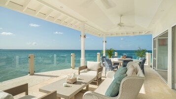 村舍 (Rock) | 露台