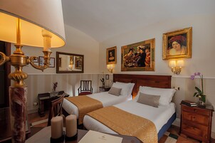 Camera con letto matrimoniale o 2 letti singoli | Sala colazione | Colazione a buffet a pagamento, servita tutte le mattine 