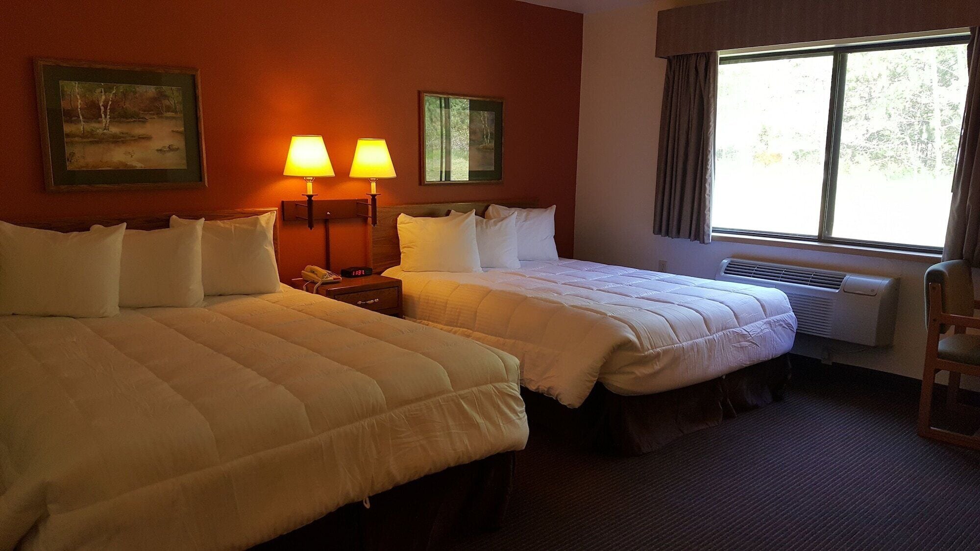 Desk, free cribs/infant beds, free rollaway beds, free WiFi