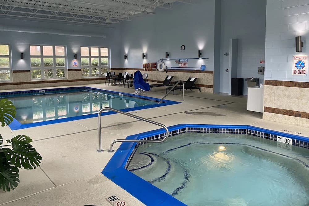 Holiday Inn Express Wixom by IHG
