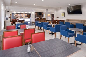 Free daily on-the-go breakfast  - Holiday Inn Express Wixom by IHG (Wixom)