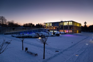 Façade de l’hébergement - soirée/nuit