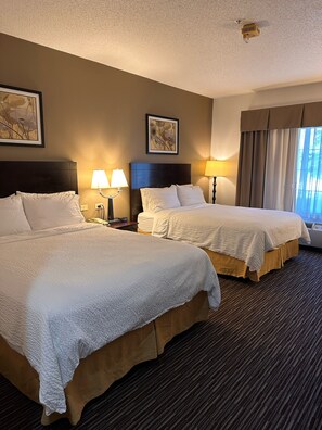 1 bedroom, premium bedding, in-room safe, desk
