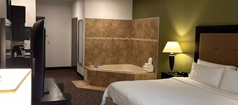 Holiday Inn Express & Suites Chicago-Deerfield/Lincolnshire by IHG