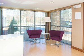 Lobby lounge - Fairfield by Marriott Inn & Suites Raynham Middleborough/Plymouth (Middleborough)