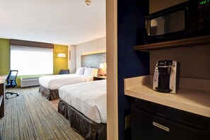 Standardzimmer, 2 Queen-Betten, barrierefrei (Communication, Accessible Tub) | Hochwertige Bettwaren, Zimmersafe, Schreibtisch, Verdunkelungsvorhänge