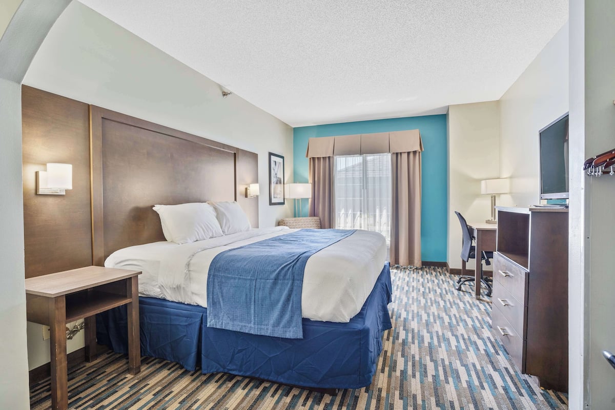 Suite, Multiple Beds, Non Smoking