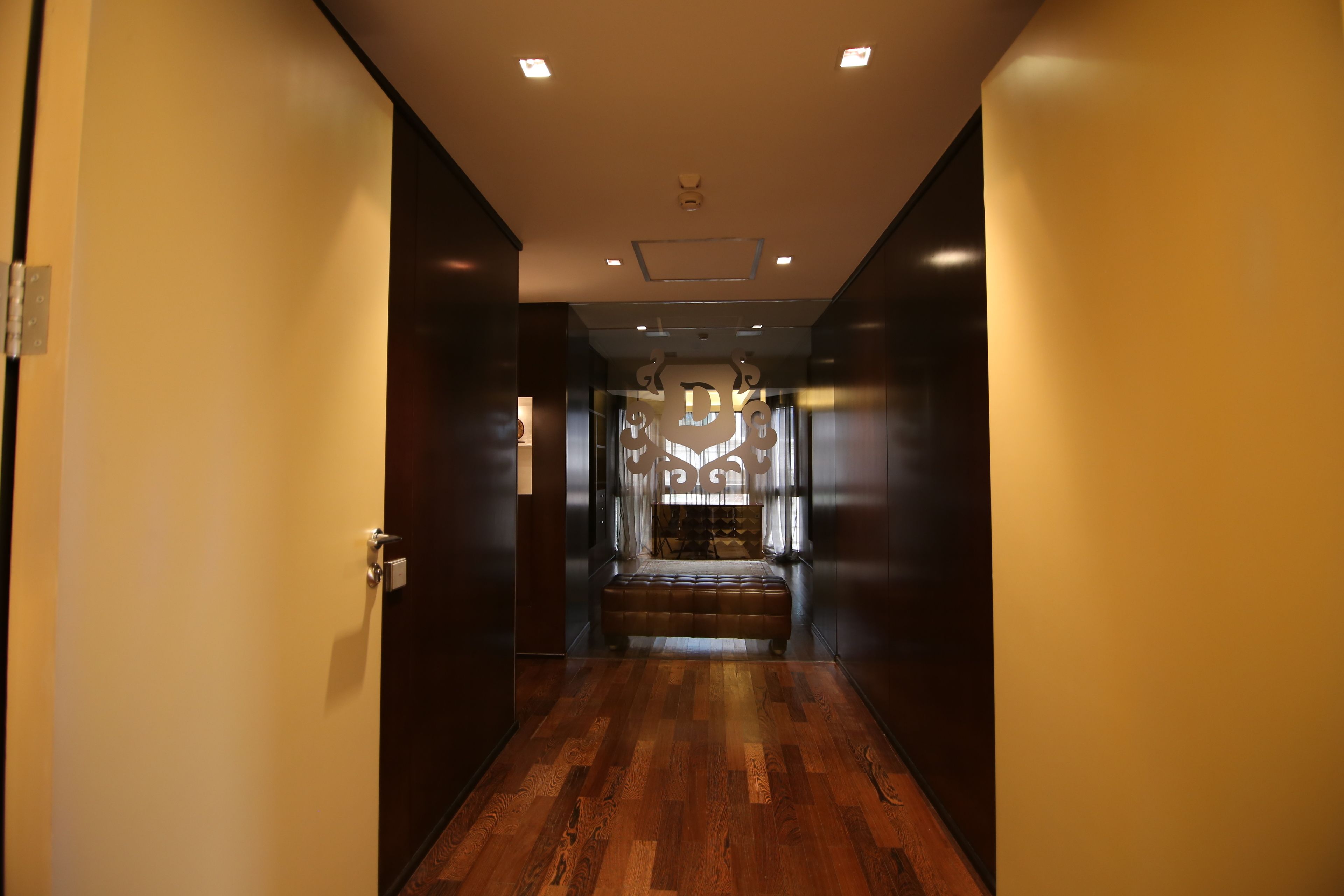 presidential suite | premium bedding, minibar, in-room safe, desk