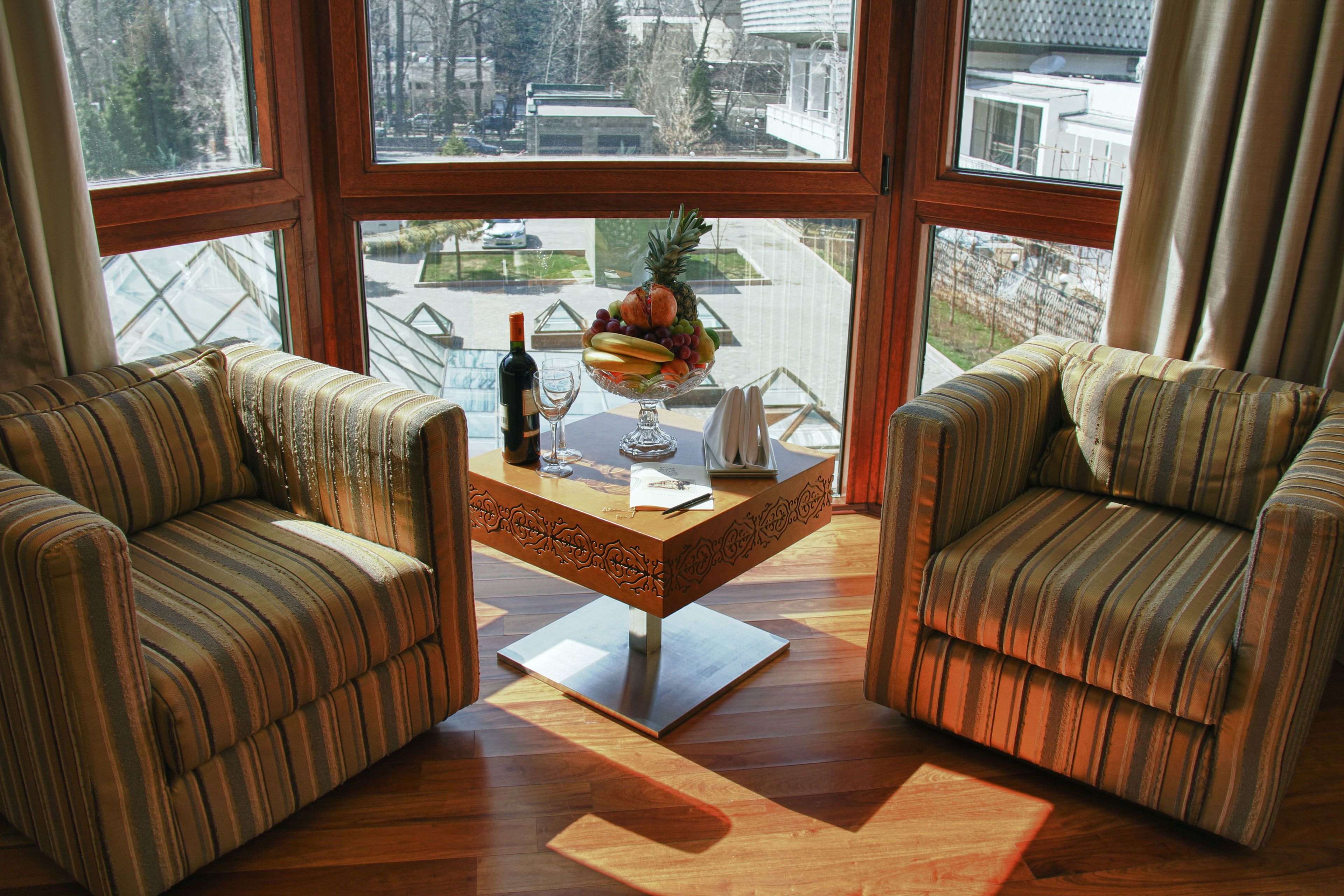 deluxe room | living area | led tv, pay films