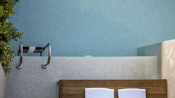 Deluxe Double Room, Pool Access, Sea View (front sea view)
