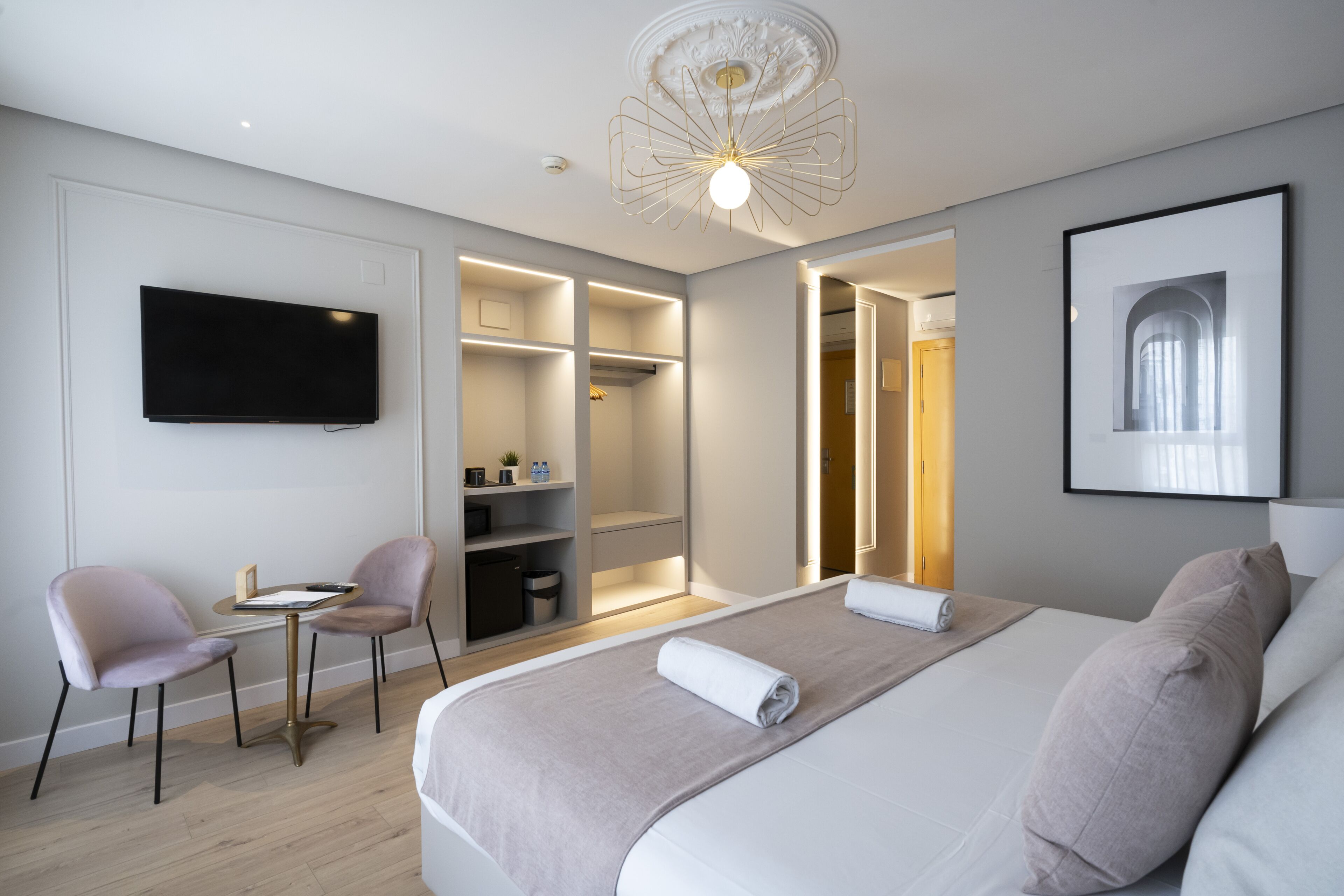 superior double or twin room | in-room safe, desk, soundproofing, iron/ironing board