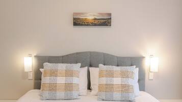 Apartment, 1 Bedroom | Seterika/papan seterika, katil bayi/kot (surcaj), Wi-fi percuma