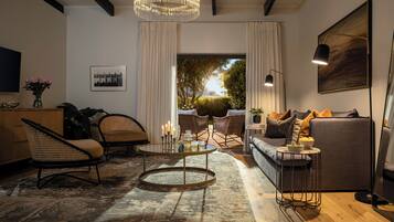 One Bedroom Suite | Premium bedding, minibar, in-room safe, individually decorated