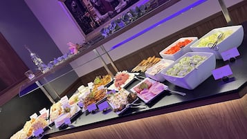 Breakfast, dinner served; international cuisine, al fresco dining