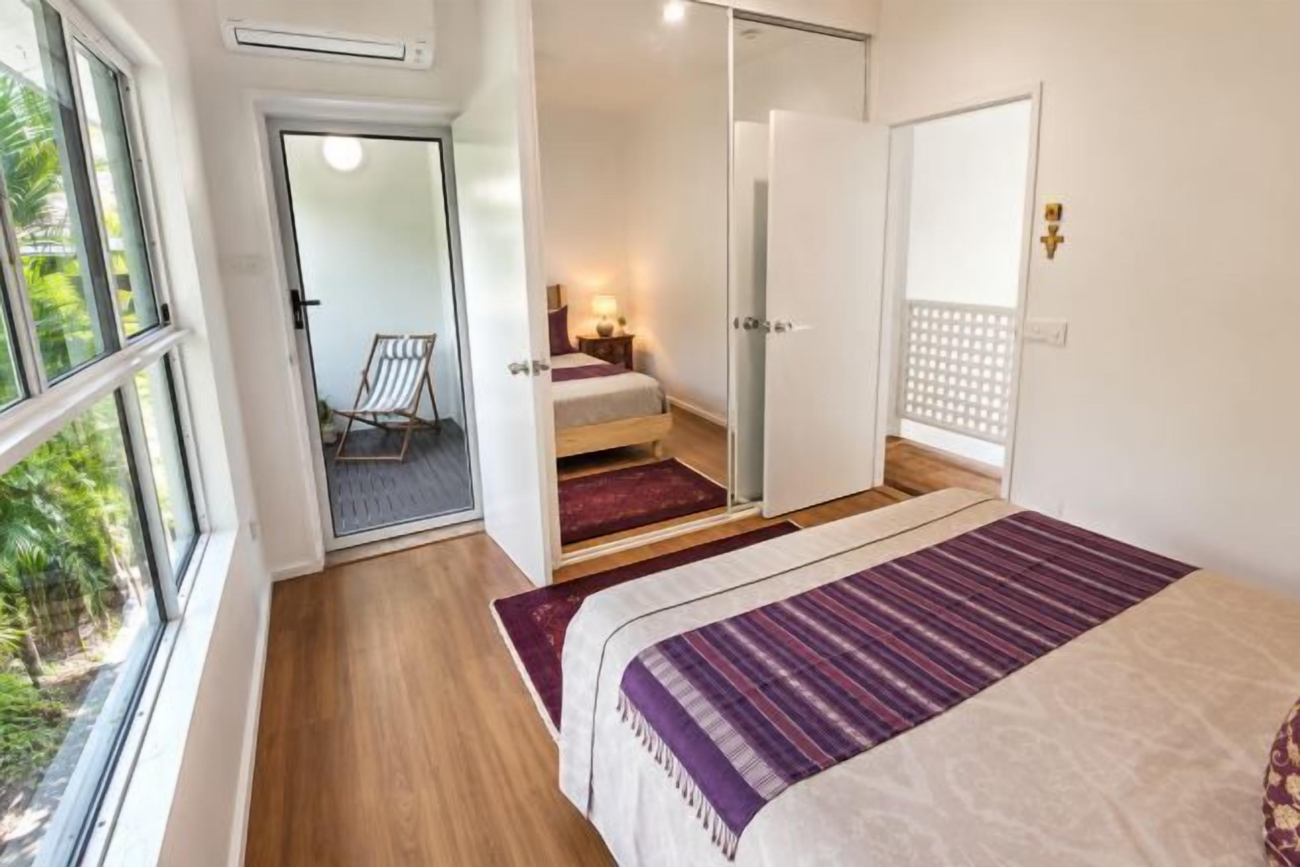 Individually decorated, iron/ironing board, free WiFi, bed sheets