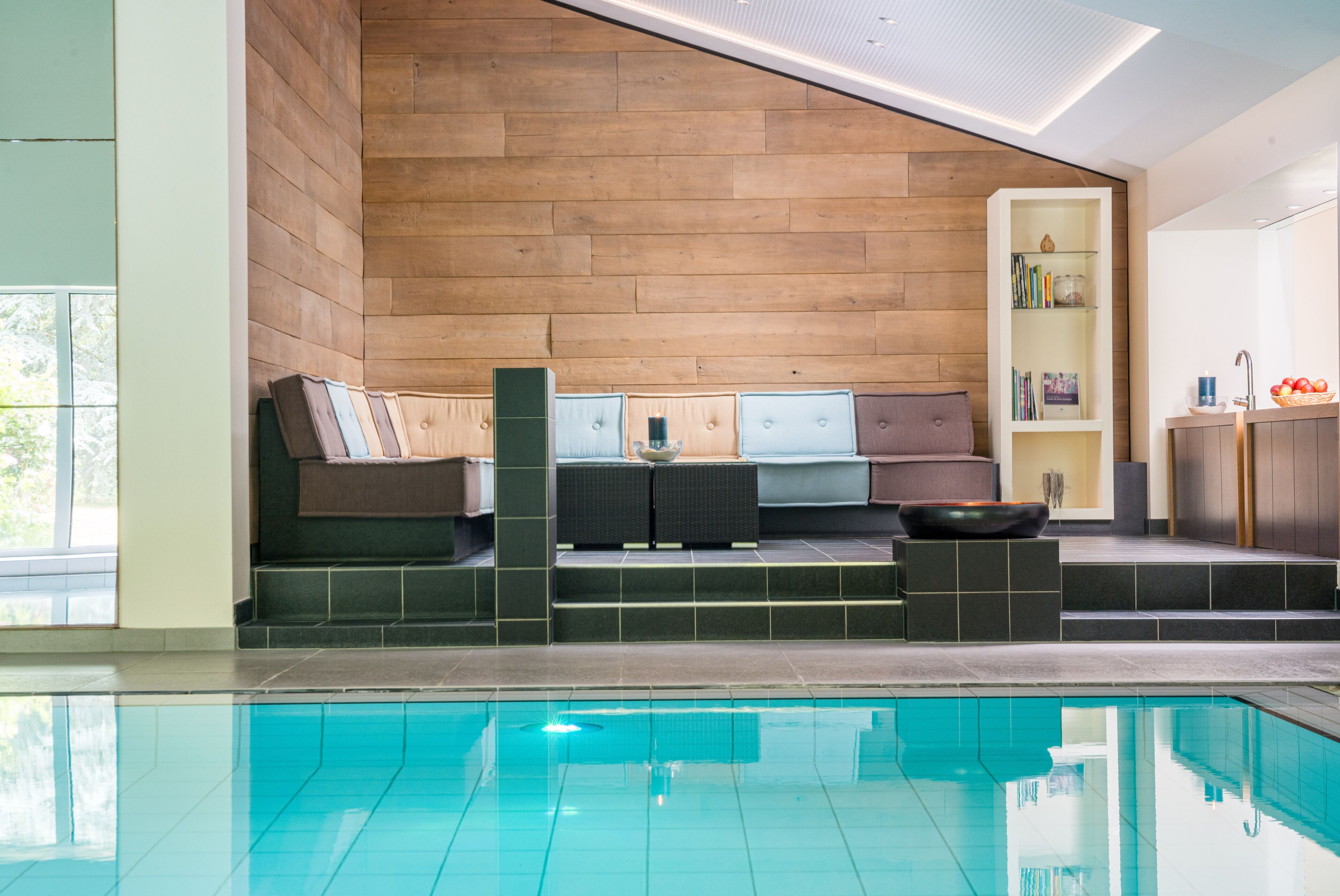 indoor pool, pool loungers