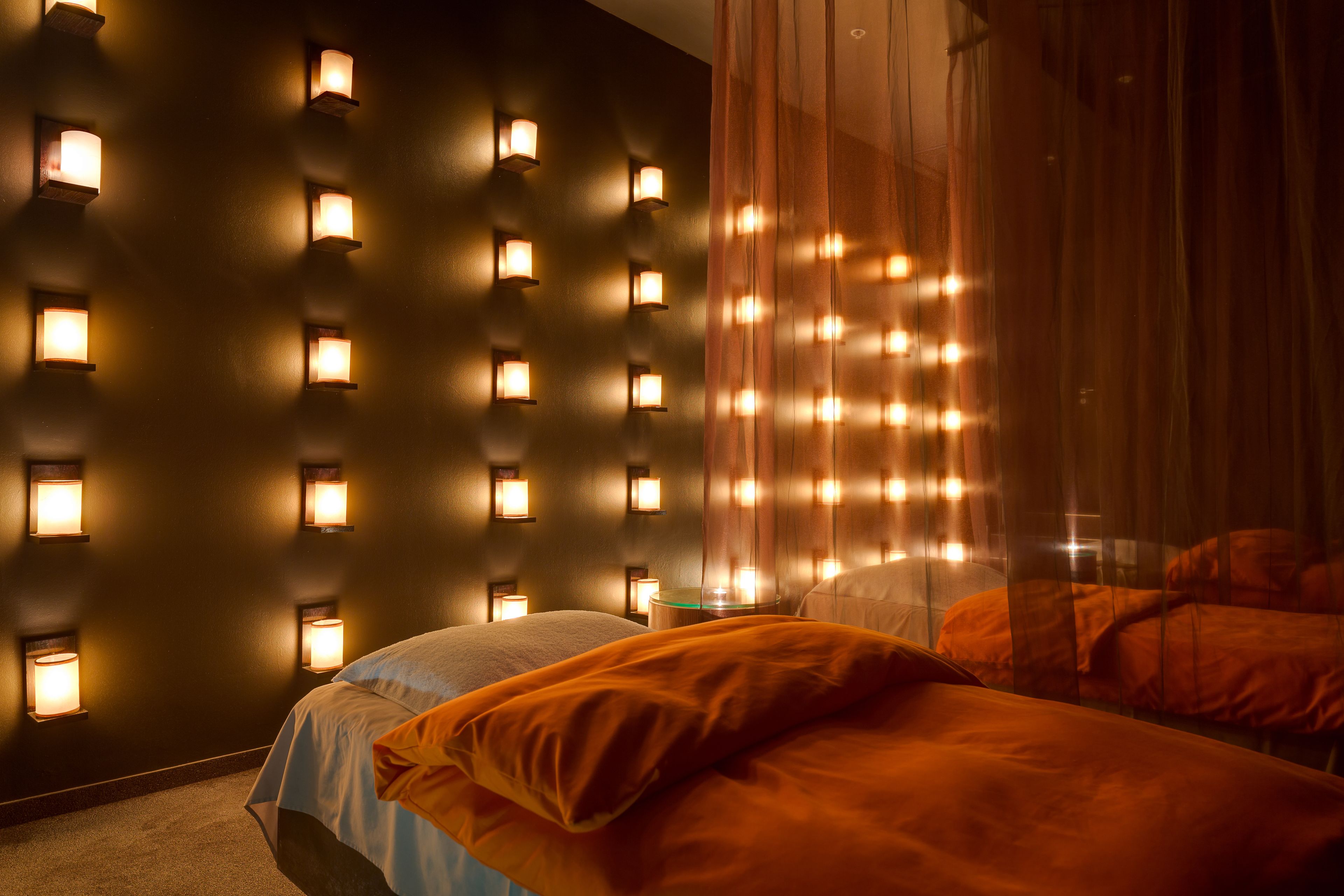 couples treatment room(s), sauna, hot tub, steam room