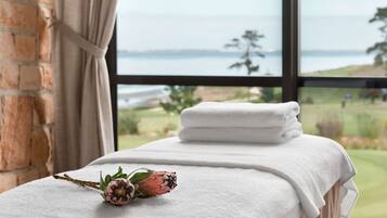 Espace de soins pour les couples, sauna, bain Ă remous, hammam, hammam