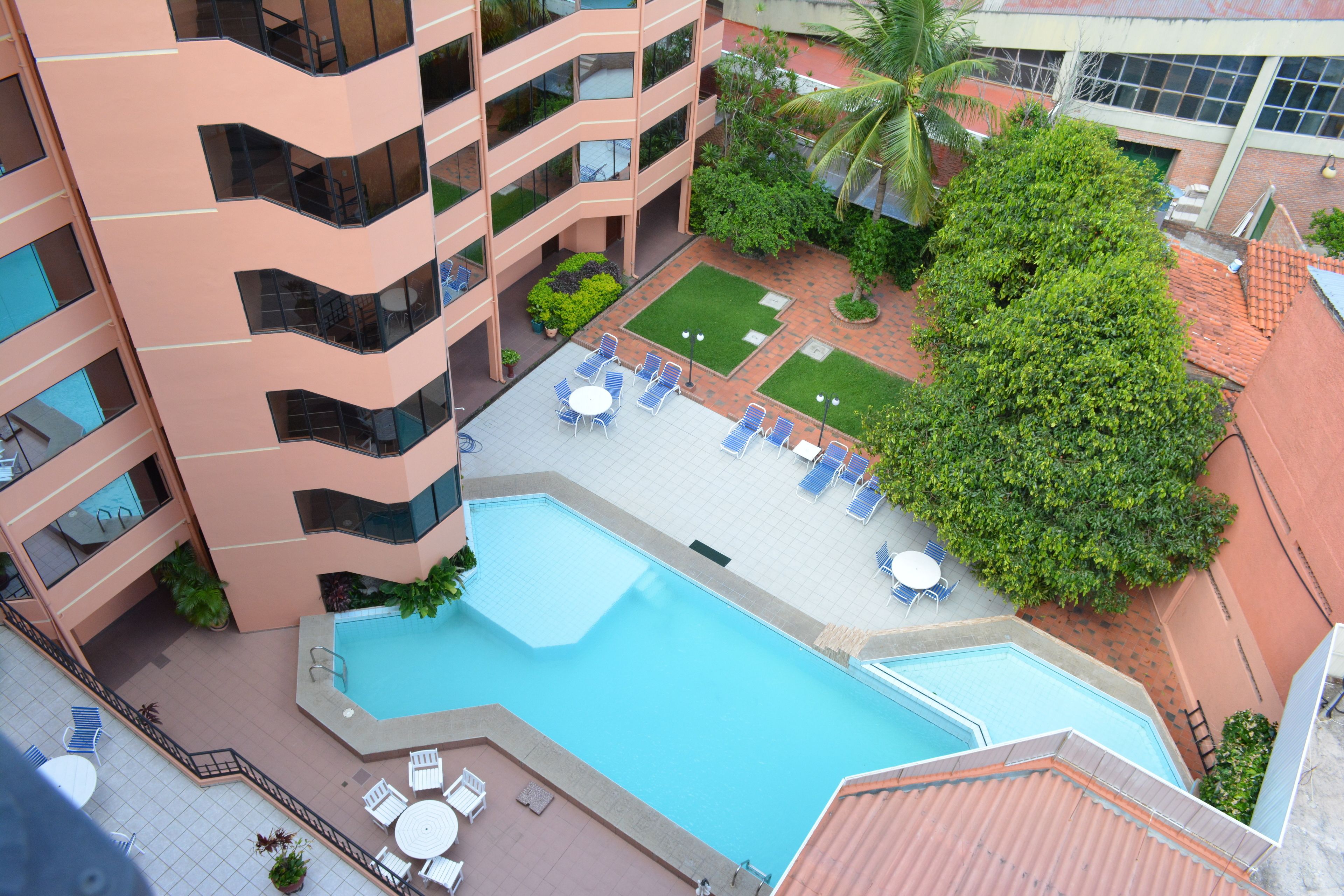 outdoor pool, pool loungers