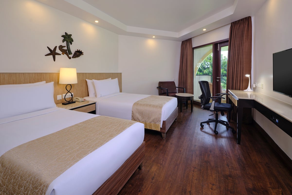 Egyptian cotton sheets, premium bedding, down duvets