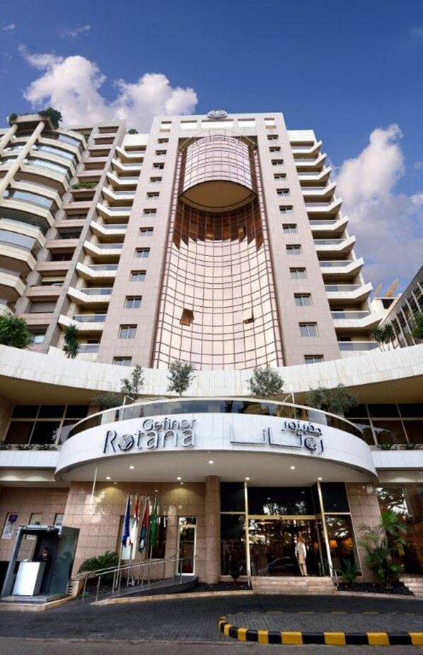 Exterior - Gefinor Rotana (Beirut)