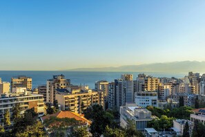 Sea View Room with Lounge Access Twin Beds | Beach/ocean view - Gefinor Rotana (Beirut)