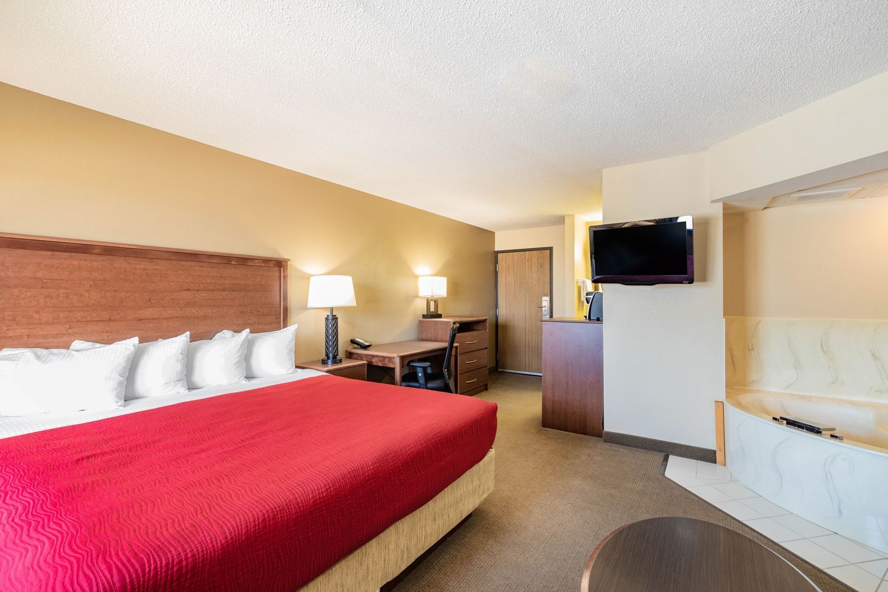 Desk, iron/ironing board, free cots/infant beds, rollaway beds