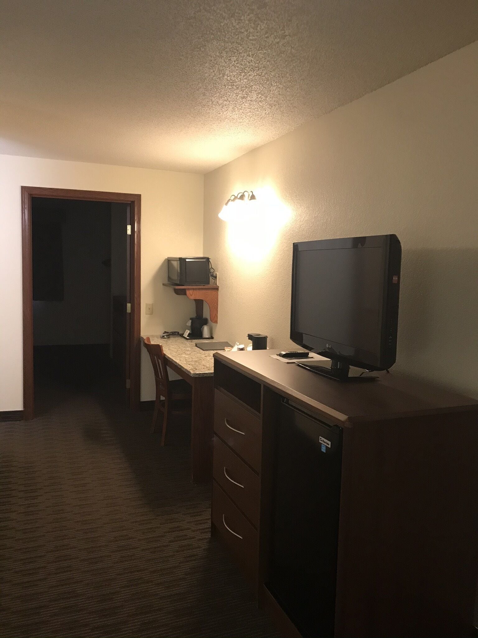 suite, 1 bedroom, non smoking (1 king bed) | living area | flat-screen tv