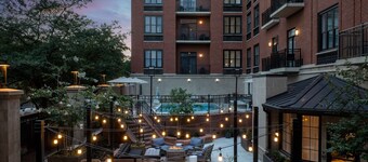 Courtyard by Marriott Savannah Downtown/Historic District