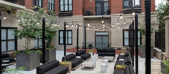 Courtyard by Marriott Savannah Downtown/Historic District