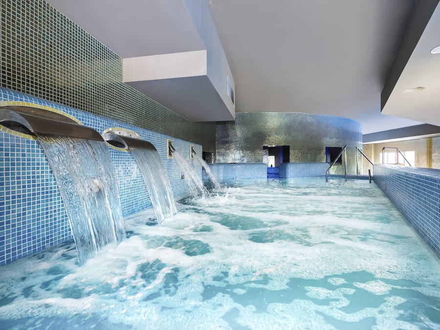 Sauna, hot tub, steam room, Turkish bath, body treatments, aromatherapy