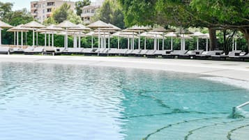 Indoor pool, 3 outdoor pools, pool umbrellas, sun loungers