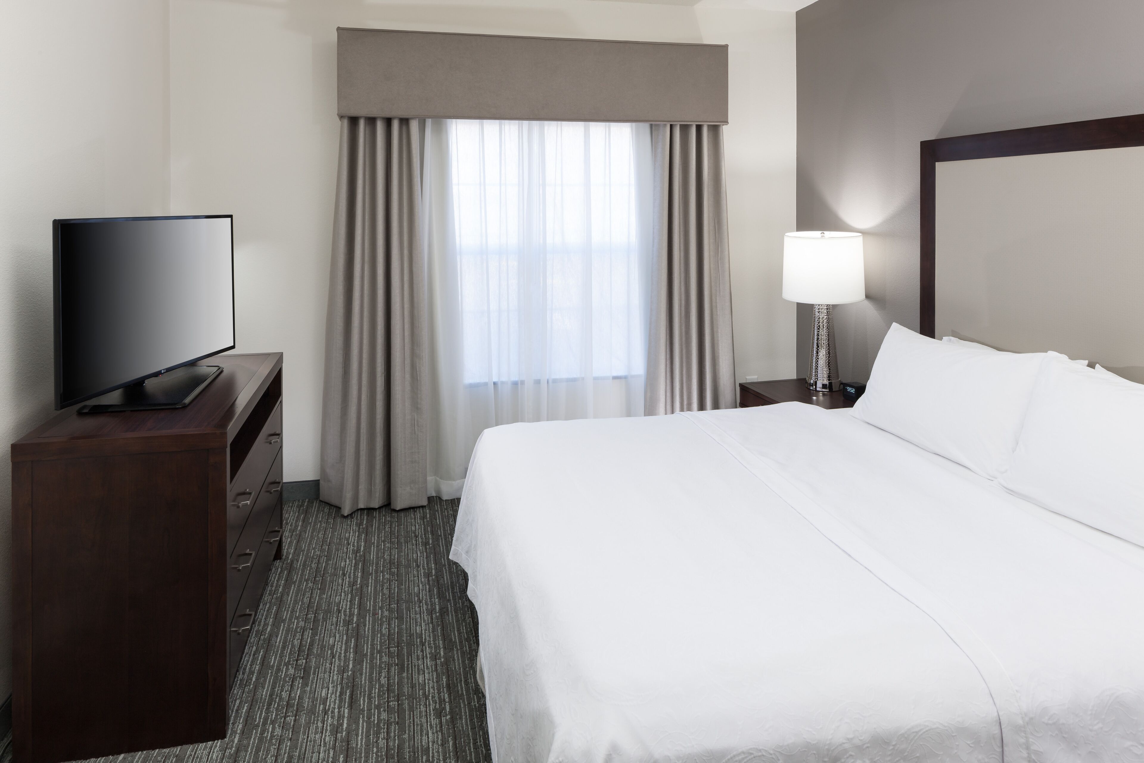 1 bedroom, premium bedding, pillow-top beds, in-room safe