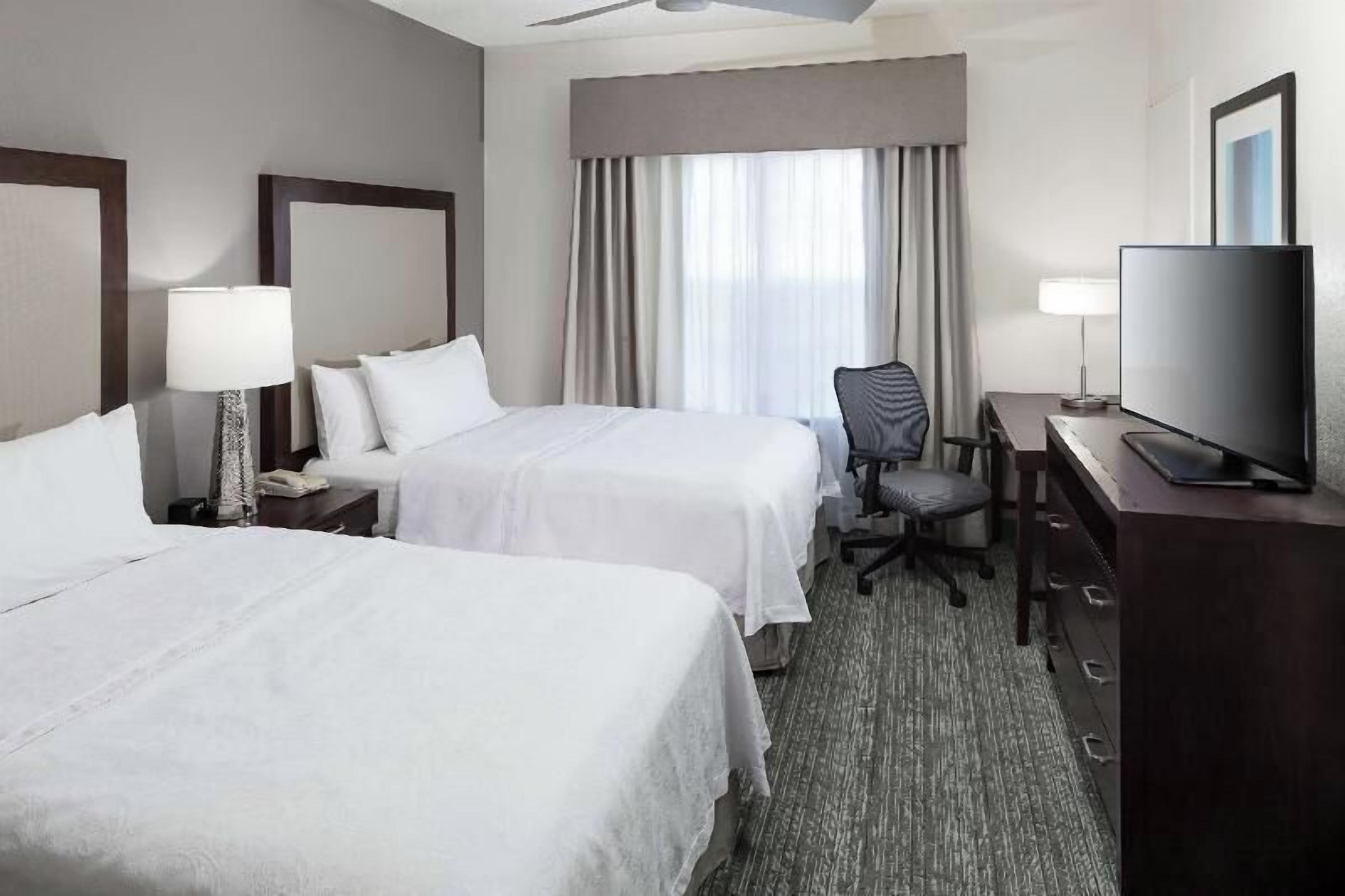 1 chambre, literie de qualité supérieure, surmatelas