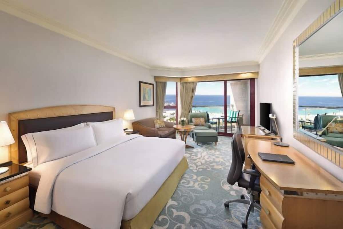 1 camera, minibar, una cassaforte in camera, con stile personalizzato