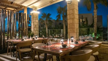4 restaurants, breakfast, lunch, dinner served; Mediterranean cuisine