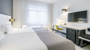 Couette en duvet d'oie, minibar, coffres-forts dans les chambres, bureau