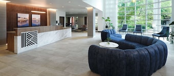 River's Edge Hotel Portland, Tapestry Collection by Hilton
