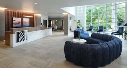 River's Edge Hotel Portland, Tapestry Collection by Hilton