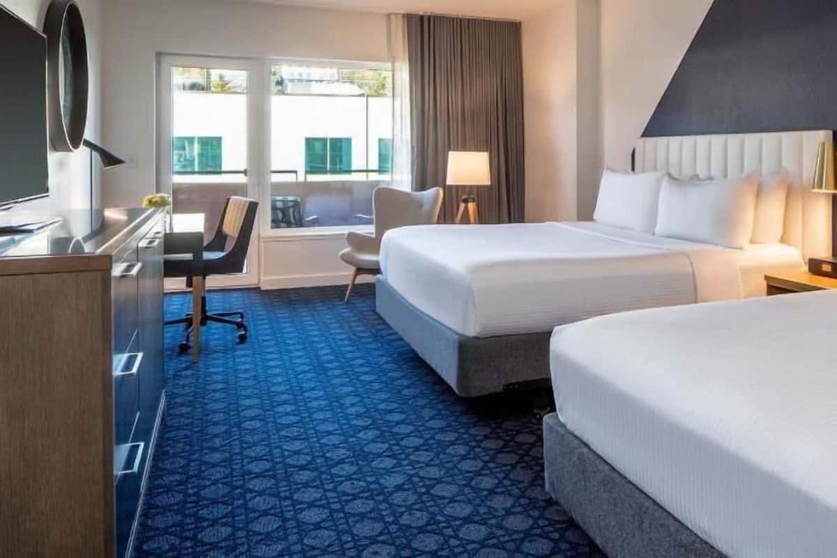 In-room safe, desk, laptop workspace, blackout curtains