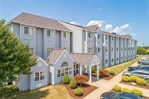 Exterior - Motel 6 Huron, OH - Sandusky (Huron)