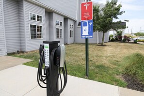Electric vehicle-charging station