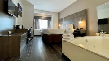 1 bedroom, in-room safe, desk, laptop workspace