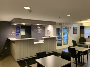 Reception - Microtel Inn & Suites by Wyndham Inver Grove Heights/Minneap (Inver Grove Heights)