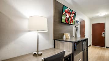 Deluxe Room, 2 Queen Beds, Accessible (Smoke Free) | 1 bedroom, hypo-allergenic bedding, in-room safe, desk