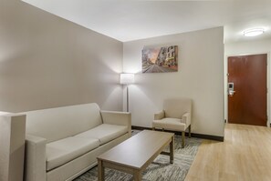 Hypo-allergenic bedding, in-room safe, desk, laptop workspace