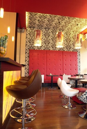 Bar (en la propiedad)